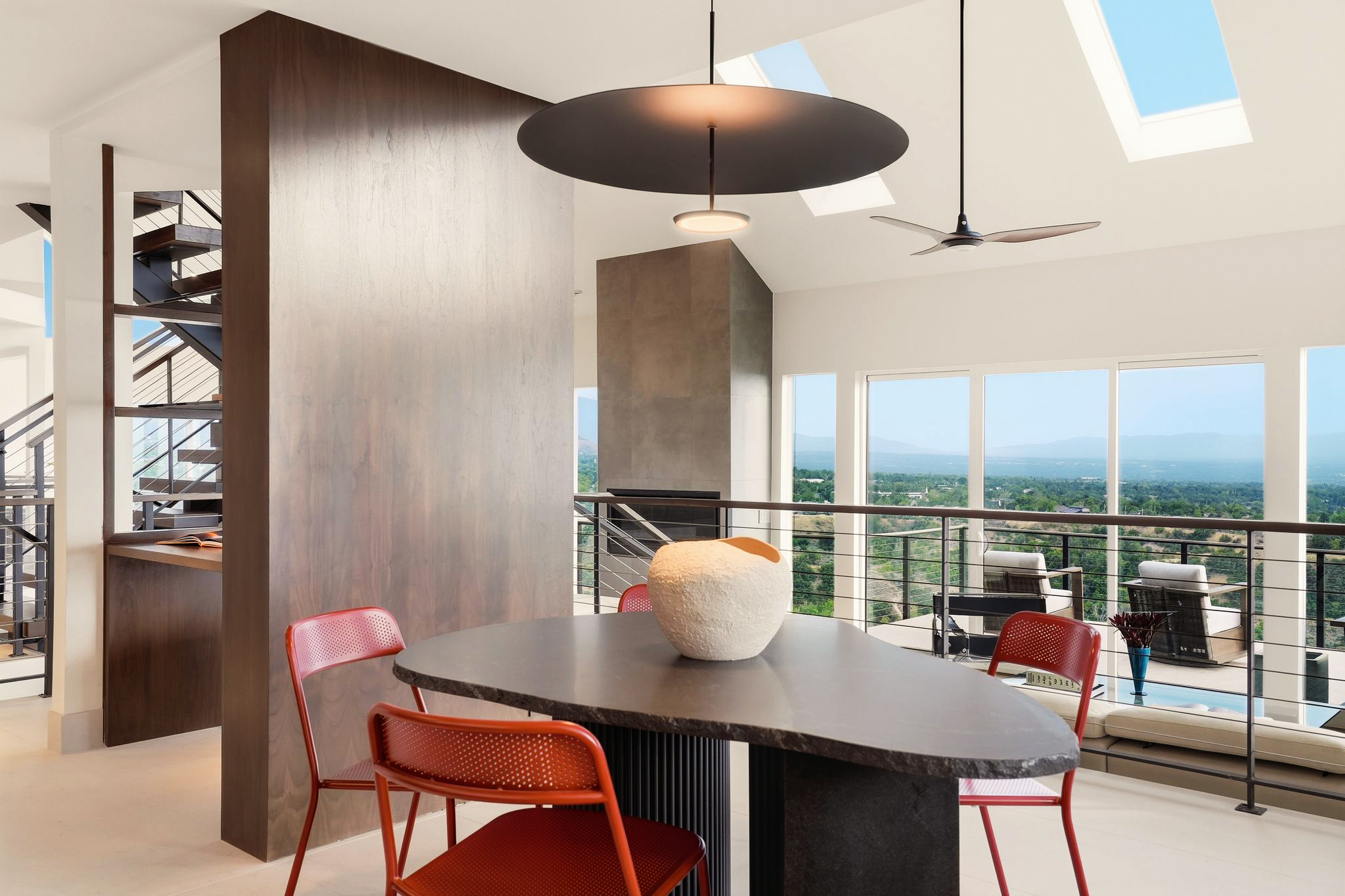 Dining area connected to the kitchen and view